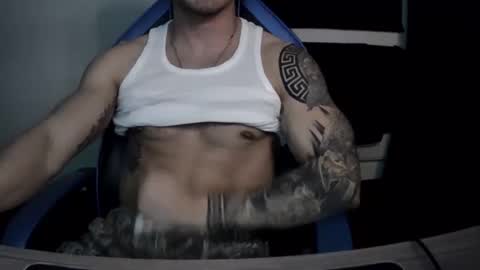 alejoduarte16 online show from 03/11/26, 06:25