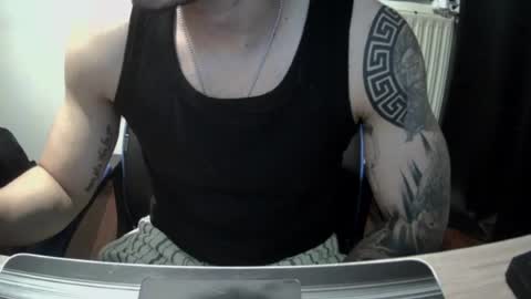 alejoduarte16 online show from 06/16/26, 08:22