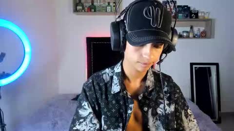 alejo online show from 12/16/25, 04:06