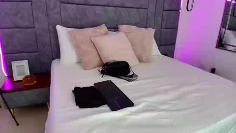 aleka_williams_ online show from 09/09/25, 12:59