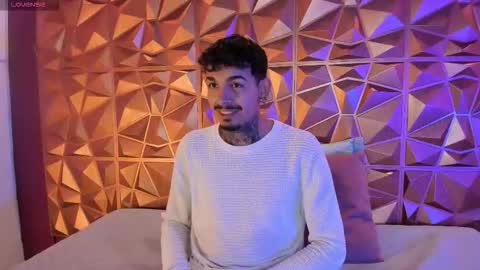 aleking13 online show from 10/17/25, 12:08