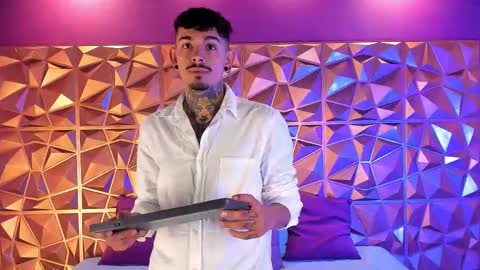 aleking13 online show from 10/25/25, 12:23