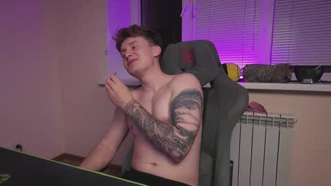 Snapshot of aleks_fisher chatting on 11/30/25, 10:58 Alex and Linar online show from 11/30/25, 10:58