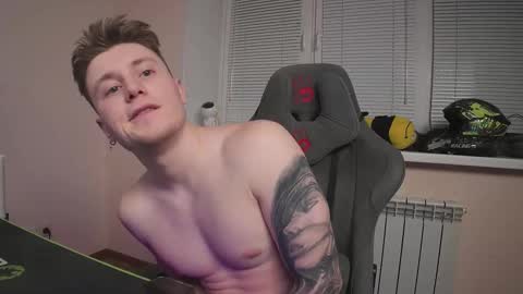 Snapshot of aleks_fisher chatting on 02/14/26, 12:18 Alex and Linar online show from 02/14/26, 12:18