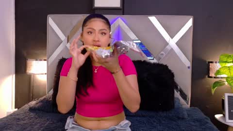 Aleksa online show from 04/08/26, 01:11