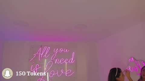 Aleksandra  online show from 12/18/25, 12:22