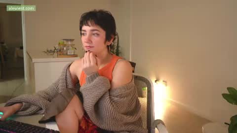 Snapshot of alemaniababe chatting on 07/15/26, 12:38 Ale online show from 07/15/26, 12:38