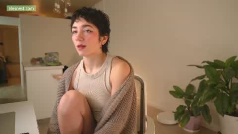Snapshot of alemaniababe chatting on 07/20/26, 01:09 Ale online show from 07/20/26, 01:09