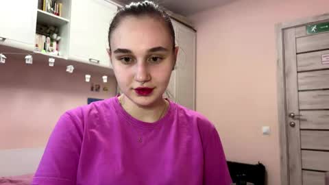 Snapshot of alenebroussard chatting on 04/11/26, 03:16 Nora online show from 04/11/26, 03:16