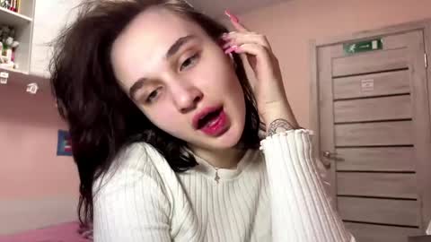 Snapshot of alenebroussard chatting on 04/15/26, 03:41 Nora online show from 04/15/26, 03:41