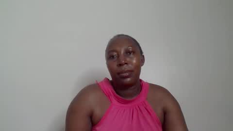 Snapshot of alesha_ chatting on 12/16/25, 06:29 Noreen Kennth and Emilly online show from 12/16/25, 06:29