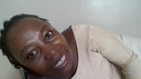 Snapshot of alesha_ chatting on 02/21/26, 07:09 Noreen Kennth and Emilly online show from 02/21/26, 07:09