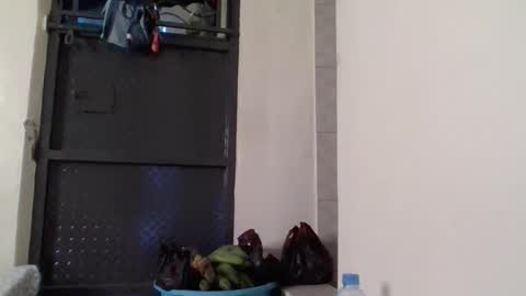 Noreen Kennth and Emilly online show from 03/27/26, 08:26