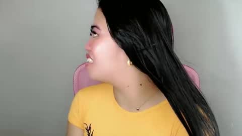 alesha_vibe_me online show from 05/19/26, 01:56