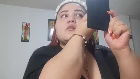 Snapshot of alesia_jones01 chatting on 09/16/25, 05:41 Alesia jones01 online show from 09/16/25, 05:41