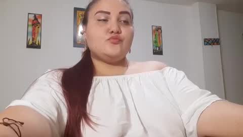 Snapshot of alesia_jones01 chatting on 09/24/25, 05:55 Alesia jones01 online show from 09/24/25, 05:55