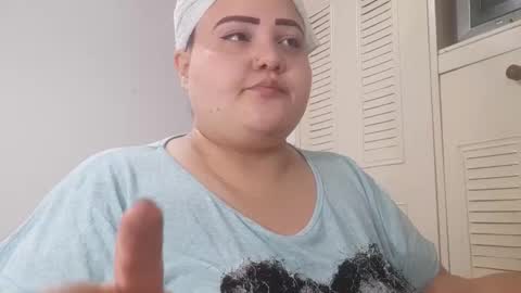 Snapshot of alesia_jones01 chatting on 02/18/26, 04:41 Alesia jones01 online show from 02/18/26, 04:41