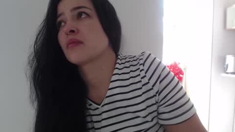 Aleska online show from 11/19/25, 04:07