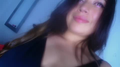 QUEEN OFF MILk  IM BACK  15 NOV online show from 09/17/25, 12:23