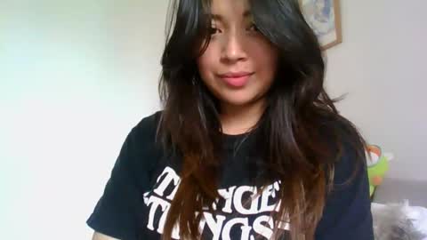 QUEEN OFF MILk  IM BACK  15 NOV online show from 01/12/26, 08:03