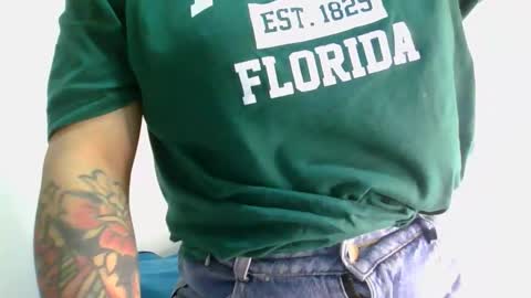 QUEEN OFF MILk  IM BACK  15 NOV online show from 02/24/26, 09:02