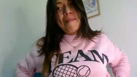 QUEEN OFF MILk  IM BACK  15 NOV online show from 03/19/26, 10:14