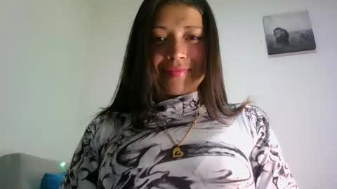 QUEEN OFF MILk  IM BACK  15 NOV online show from 05/11/26, 12:05