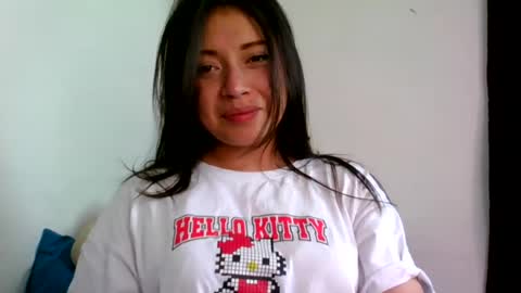 Snapshot of aleska_dollx chatting on 06/28/26, 07:20 QUEEN OFF MILk IM BACK 15 NOV online show from 06/28/26, 07:20