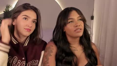 Snapshot of aleska_romanov chatting on 10/04/25, 12:14 ALESKA online show from 10/04/25, 12:14