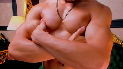 Snapshot of aless_king chatting on 01/29/25, 02:42 Alessandro King online show from 01/29/25, 02:42