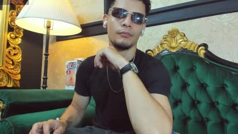 Snapshot of aless_king chatting on 03/31/26, 07:58 Alessandro King online show from 03/31/26, 07:58