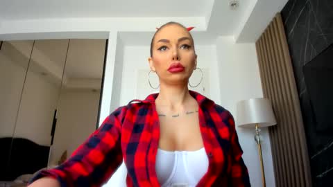 Alessa online show from 03/09/25, 07:45