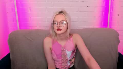 Snapshot of alessakiss chatting on 02/11/26, 09:03 alessakiss online show from 02/11/26, 09:03