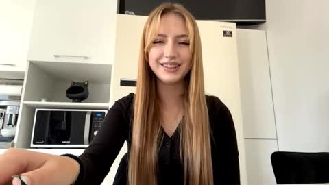 Betty online show from 11/27/25, 09:33