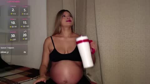 Alessandra Bloom online show from 05/12/26, 08:00