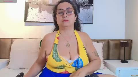 Alessandra online show from 04/14/26, 12:00