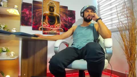 Snapshot of alessandro__wye chatting on 02/23/25, 02:25 ALESSANDRO WYE online show from 02/23/25, 02:25