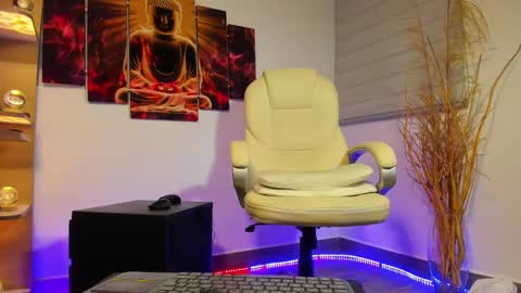 Snapshot of alessandro__wye chatting on 02/26/25, 12:16 ALESSANDRO WYE online show from 02/26/25, 12:16