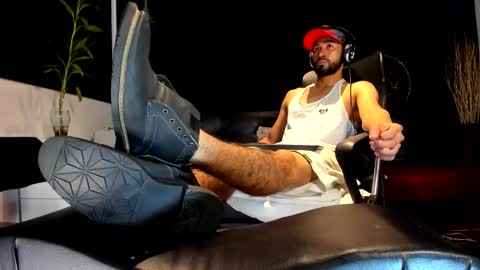 Snapshot of alessandro__wye chatting on 11/05/25, 09:20 ALESSANDRO WYE online show from 11/05/25, 09:20