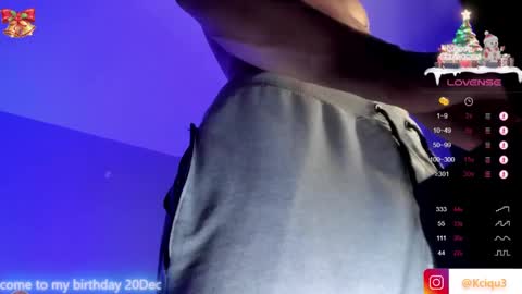 Snapshot of alessandro_dibellucci chatting on 12/13/24, 08:04 Kciqu3 Independent model online show from 12/13/24, 08:04