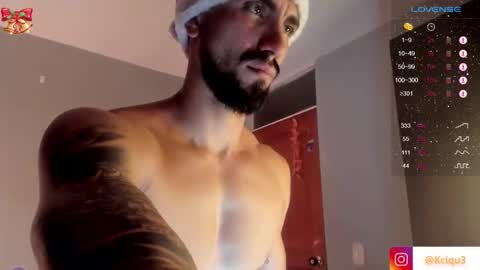 Snapshot of alessandro_dibellucci chatting on 12/24/24, 03:16 Kciqu3 Independent model online show from 12/24/24, 03:16