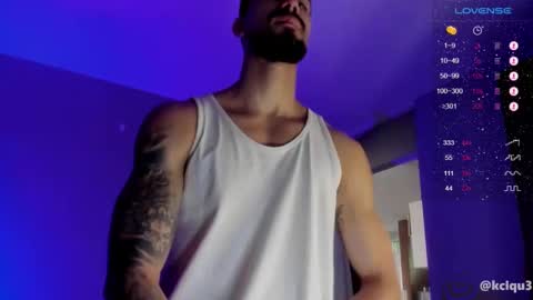 Snapshot of alessandro_dibellucci chatting on 03/09/25, 08:52 Kciqu3 Independent model online show from 03/09/25, 08:52