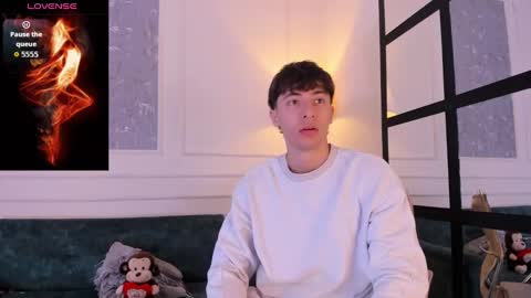 Alessandro Dybala online show from 09/12/25, 12:16