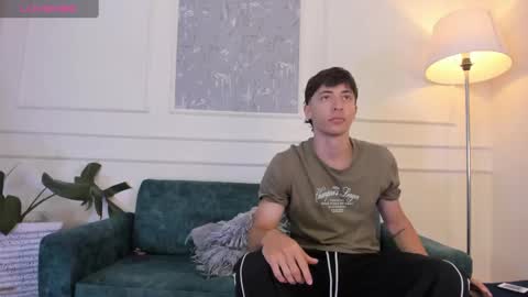 Alessandro Dybala online show from 10/08/25, 12:03