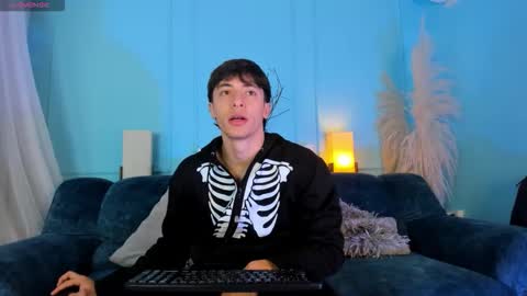 Alessandro Dybala online show from 11/26/25, 12:39