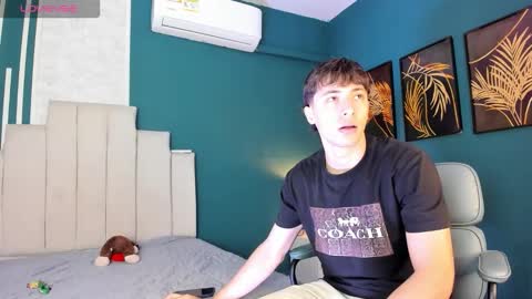 Alessandro Dybala online show from 12/02/25, 12:32