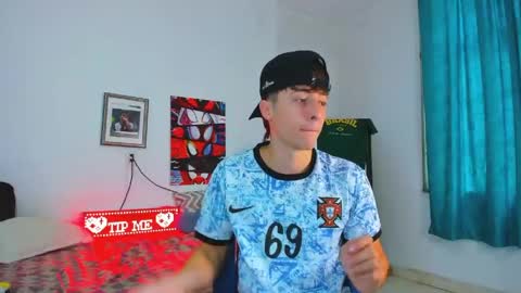 Alessandro Dybala online show from 04/25/26, 01:41