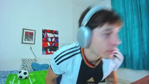 Alessandro Dybala online show from 06/02/26, 12:18