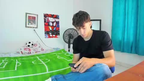 Alessandro Dybala online show from 07/11/26, 12:41