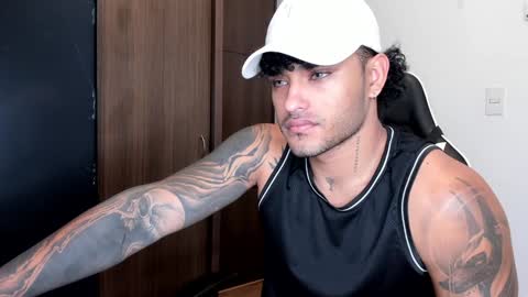 Snapshot of alessandro_vanni chatting on 12/14/24, 12:23 Alessandro Vanni online show from 12/14/24, 12:23